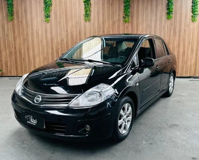 Nissan Tiida TIIDA Sedan 1.8 16V Flex Fuel 4p Aut. 2013