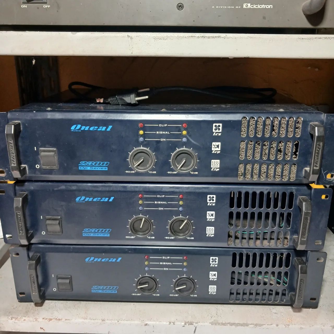 Amplificador 699,99 cada