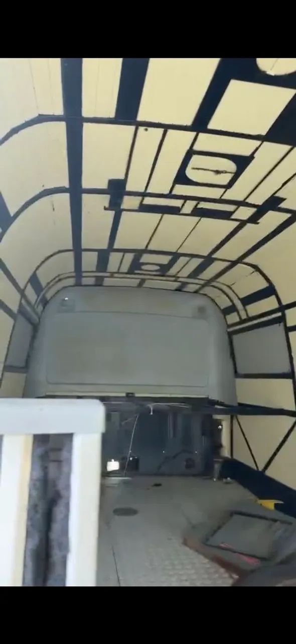 Motorhome Volare V8L 4x4 2014 - Sistema 4x4 funcionando 100% - Troco por imóveis   - Foto 6