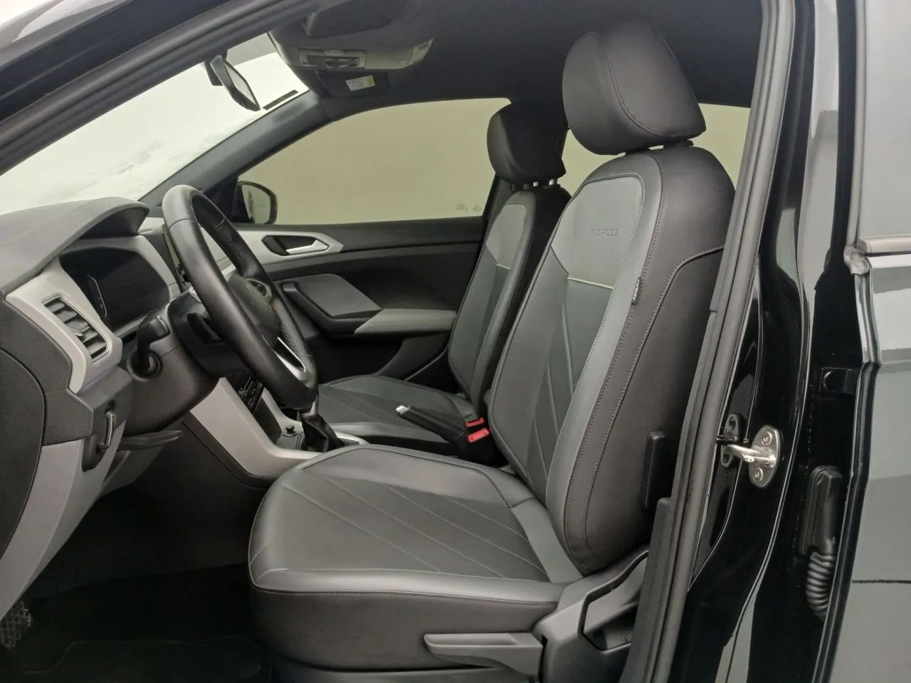 Volkswagen T-Cross Comfortline 1.0 TSI Flex 5P Aut., foto 16 de 18