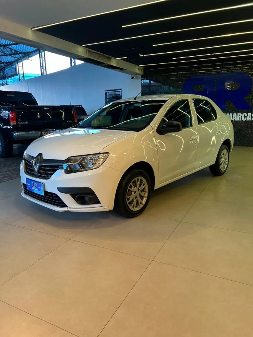Renault Logan Zen Flex 1.0 12V 4P Mec. 2023 - Foto 2