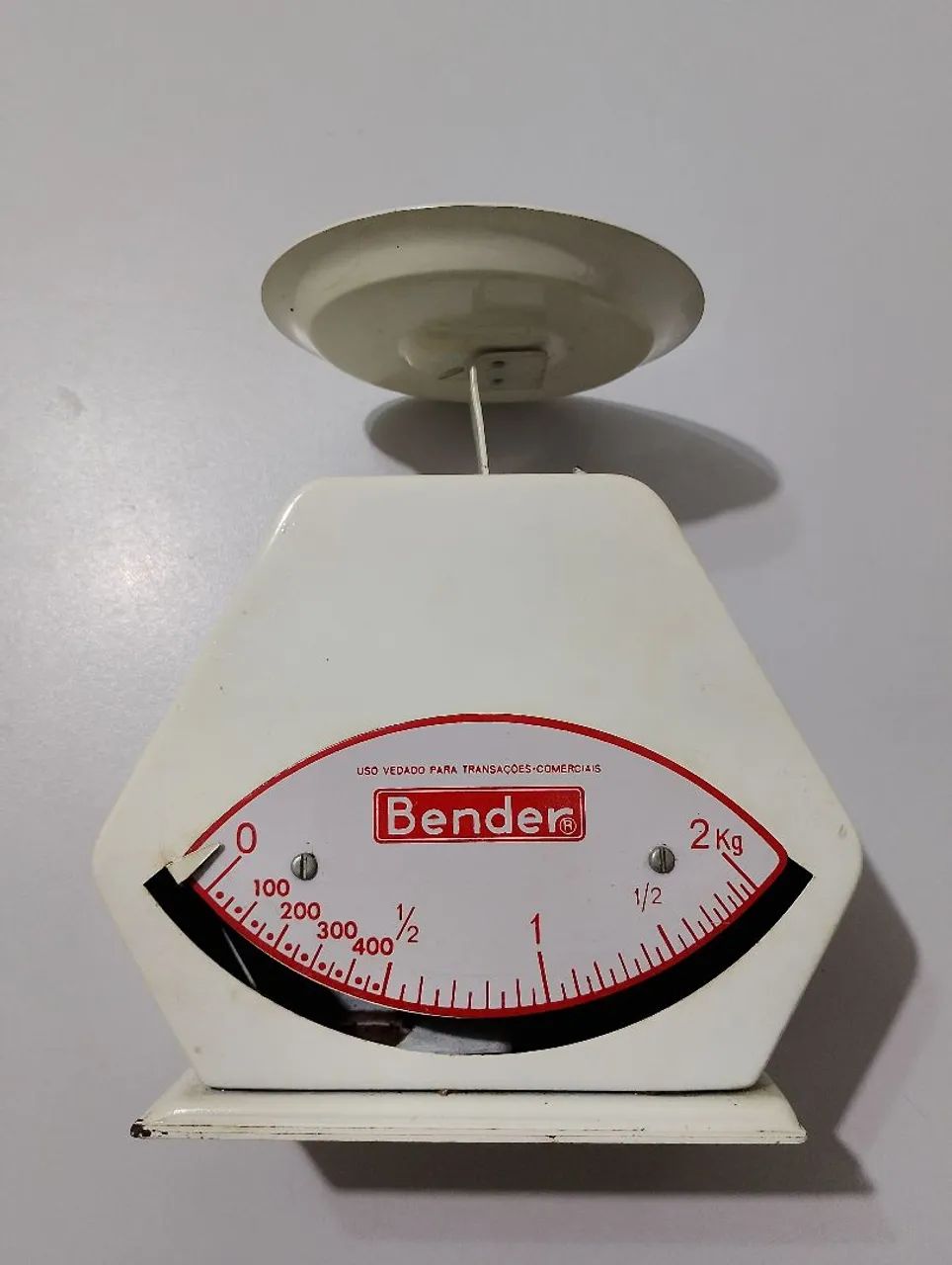 Balança antiga bender 2K