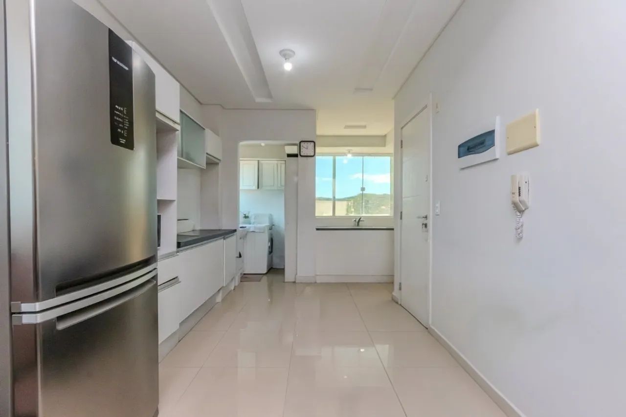 Apartamento para venda em Centro com 2 quartos, sendo 2 suítes, 70m²