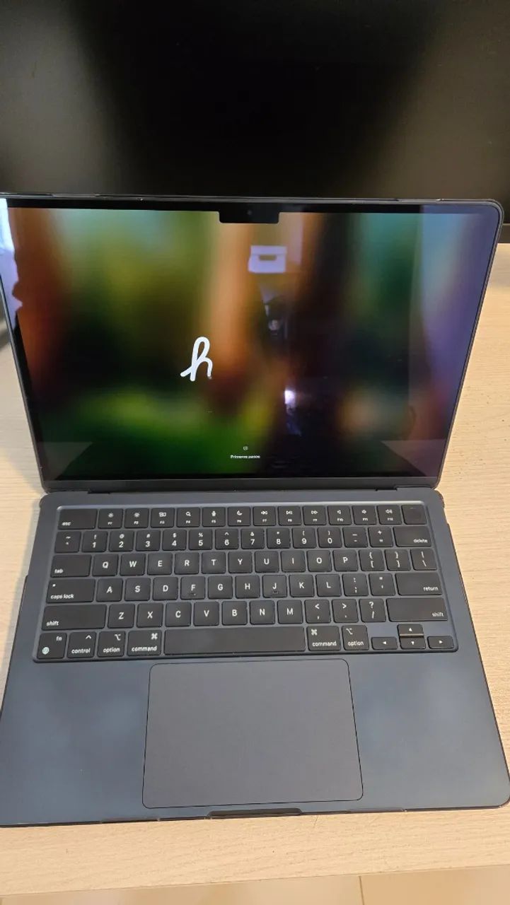 Macbook Air M2 13,6" 8Gb/256Gb Midnight