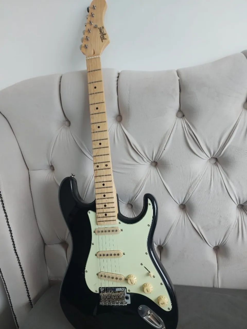 Guitarra Tagima T635 Stratocaster preta