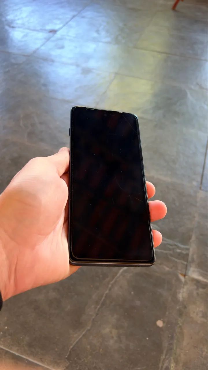 Motorola G200