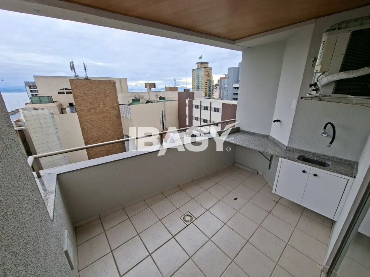 Excelente Apartamento 2 dormitório(s) em Centro - Florianópolis - Foto 4