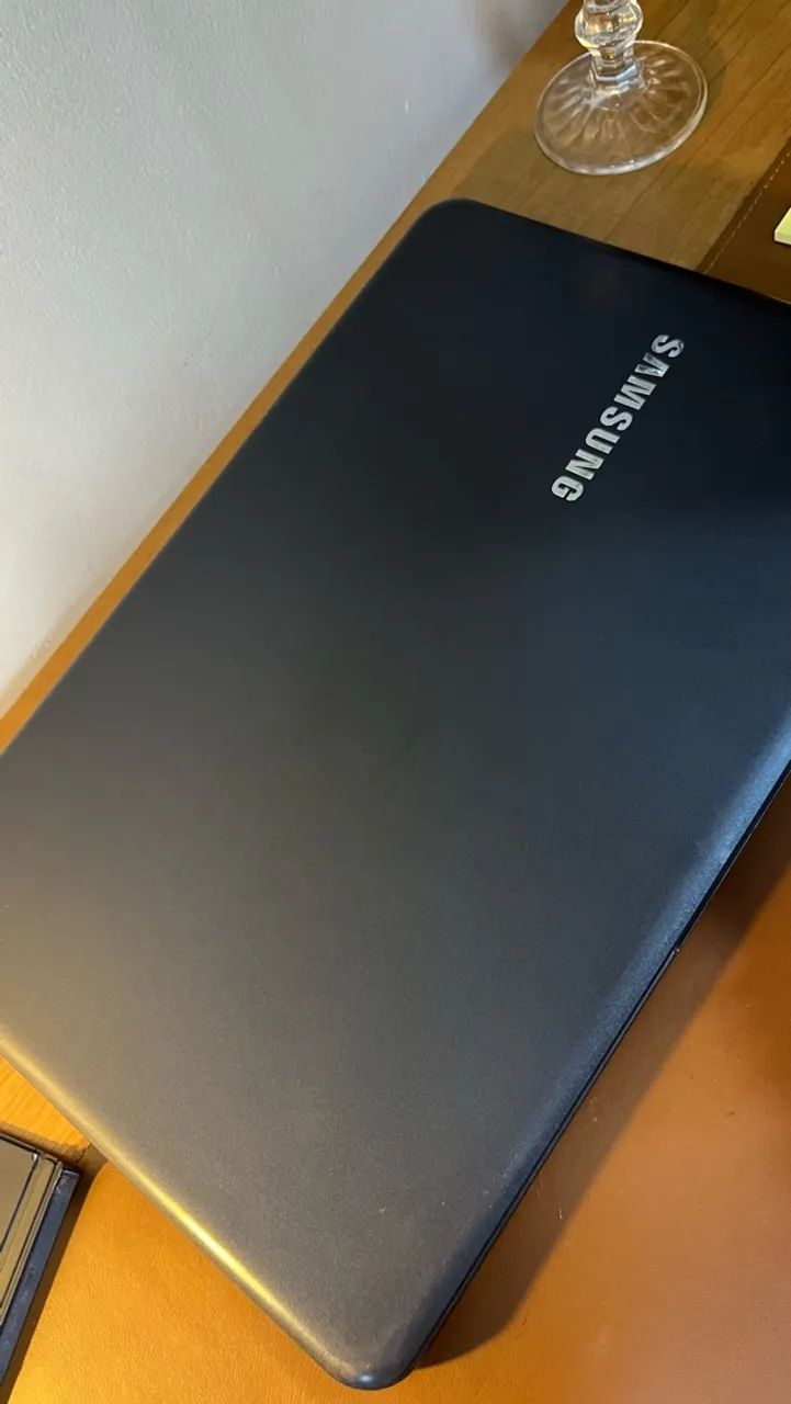 Notebook Samsung à venda - Ideal para estudos e trabalho - Foto 2