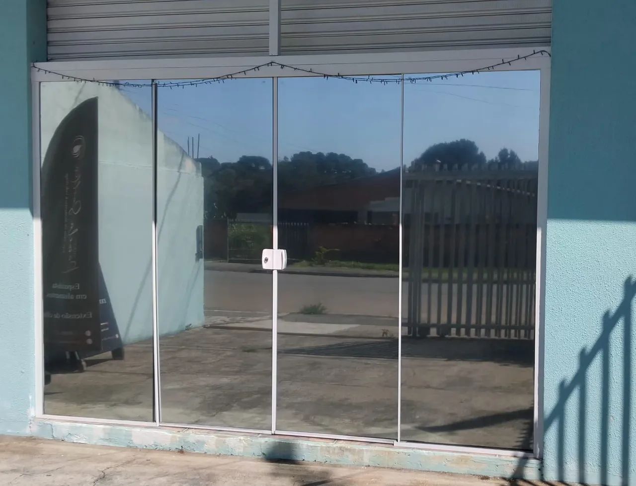 Porta de vidro 3,05 por 2,10 espelhada 