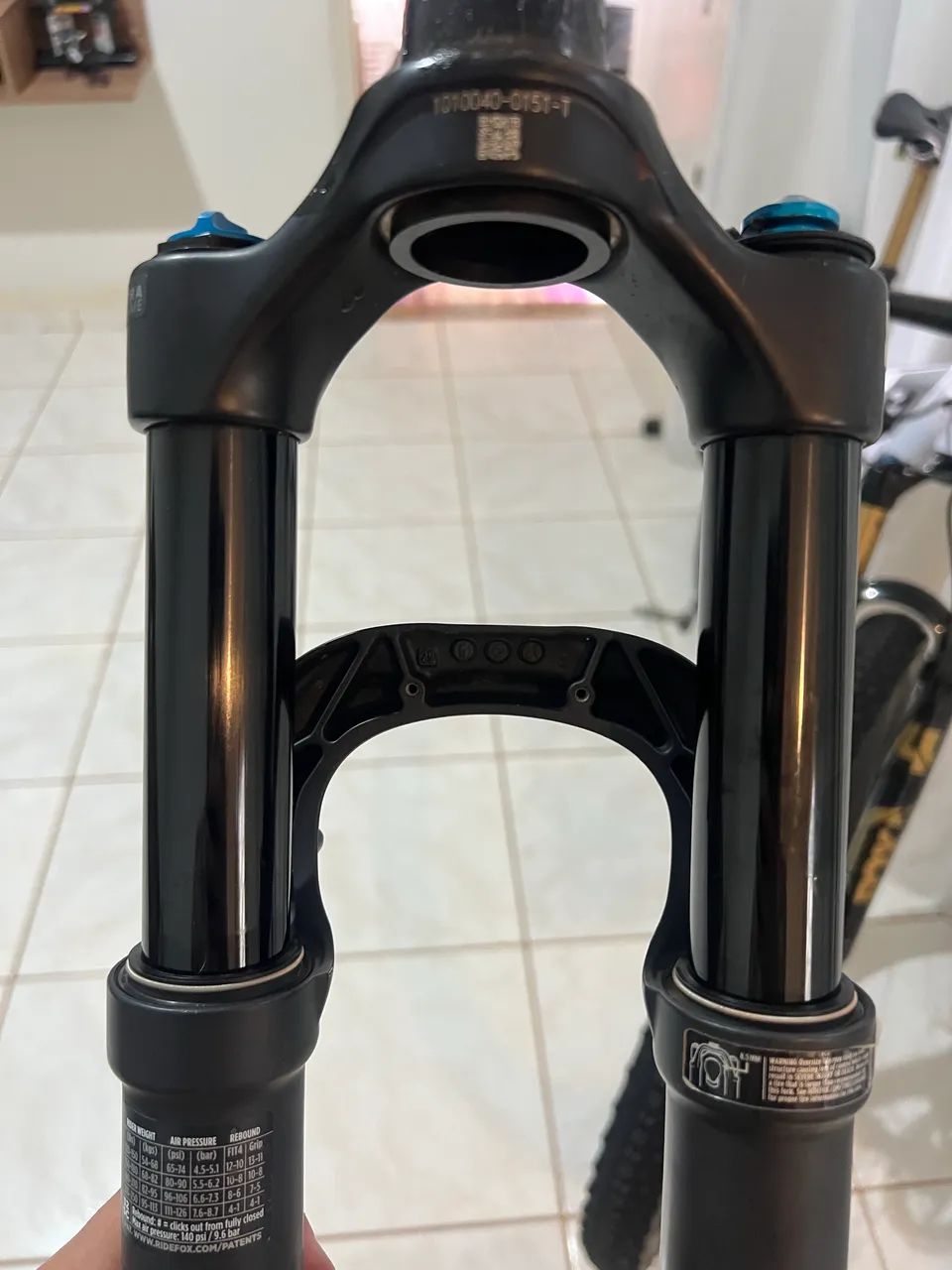 Suspensão FOX stepcast 32 100mm - Foto 5