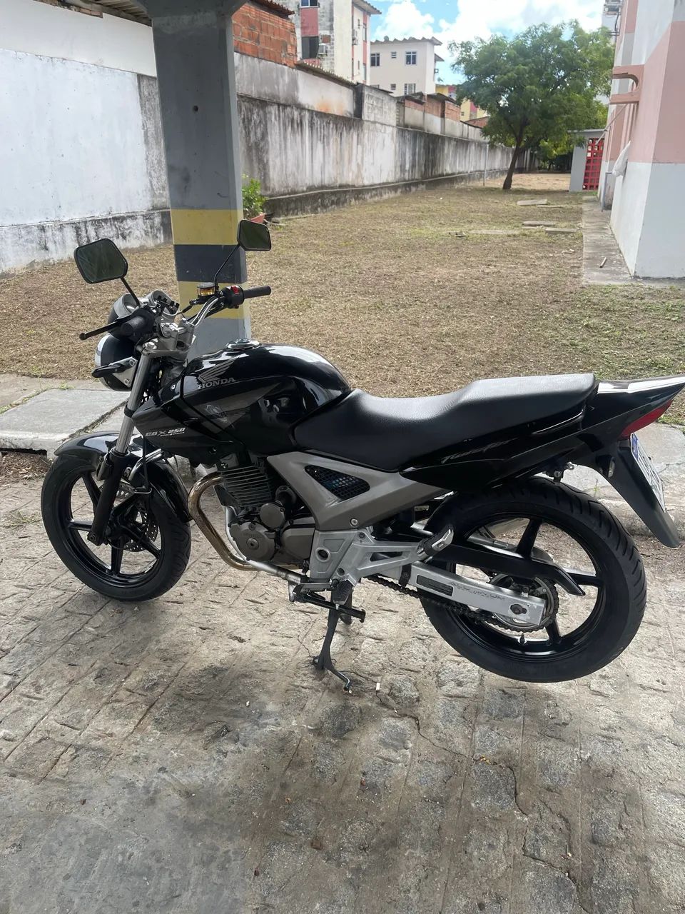 Cbx 250 muito conservada  - Foto 2
