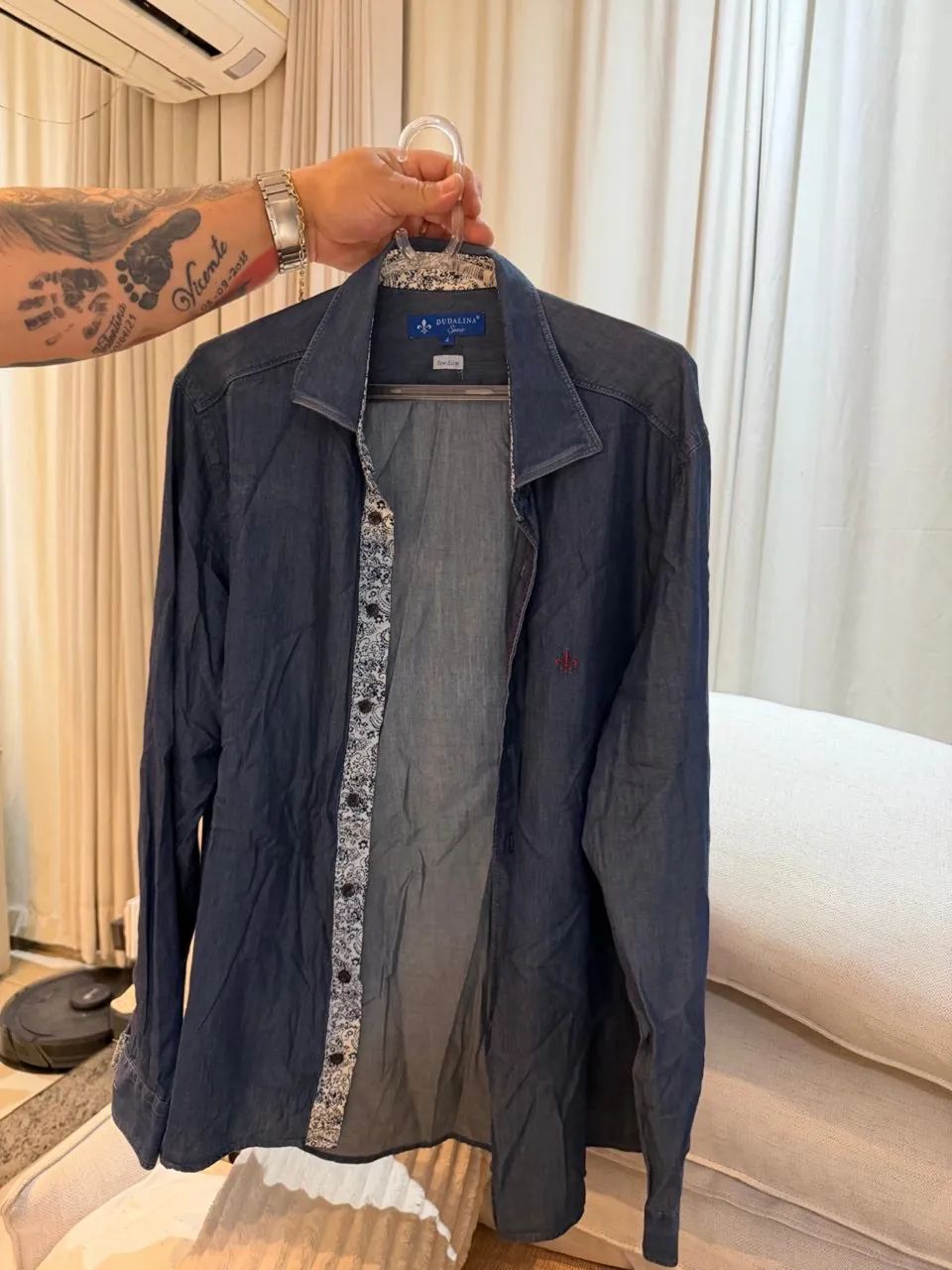 Tênis e roupas  - Foto 5