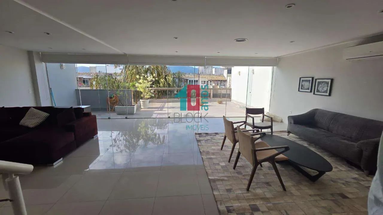 Recreio dos Bandeirantes | Cobertura 3 quartos, sendo 3 suites