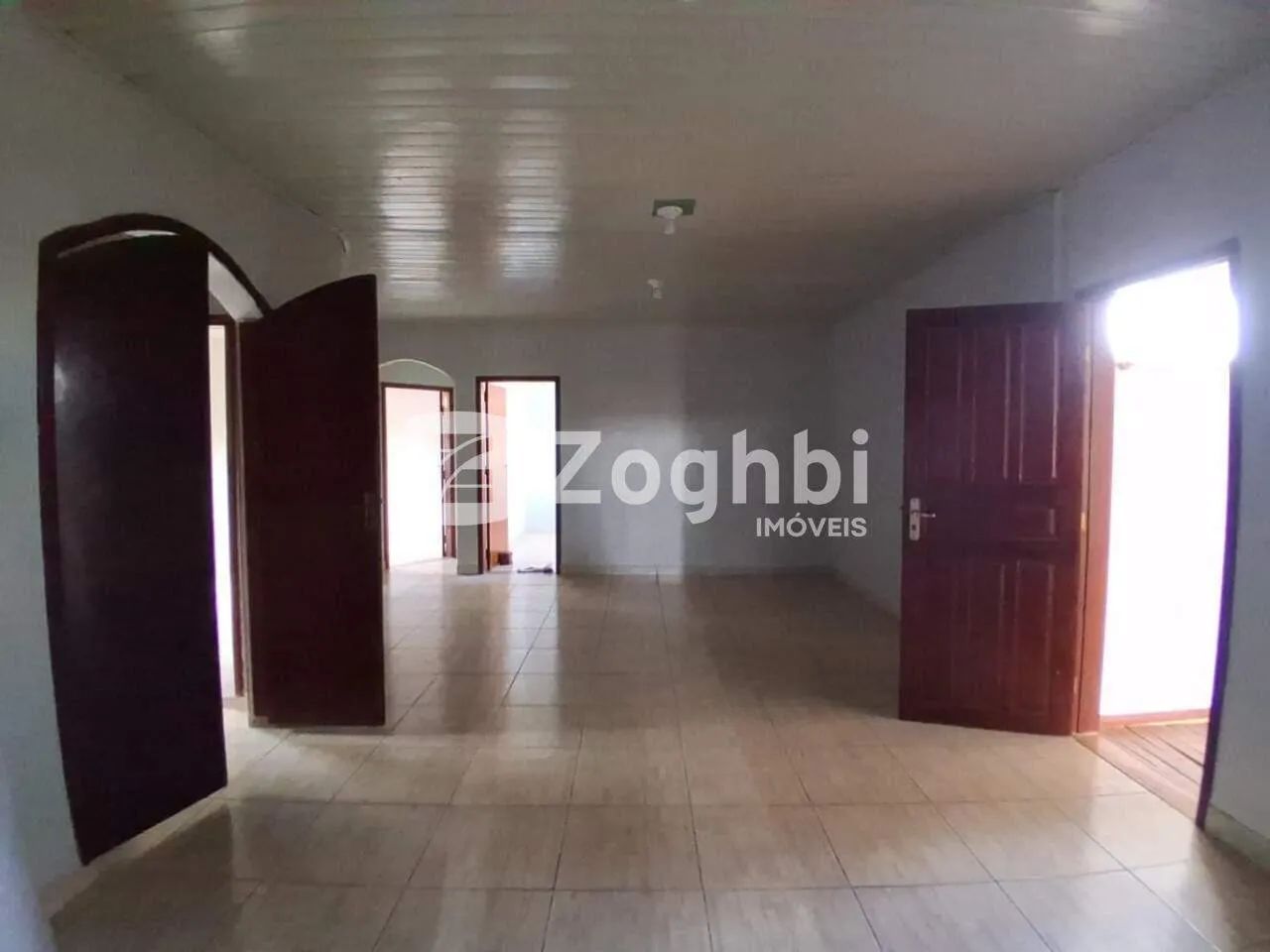 CASA NO PISO SUPERIOR PARA LOCAÇÃO