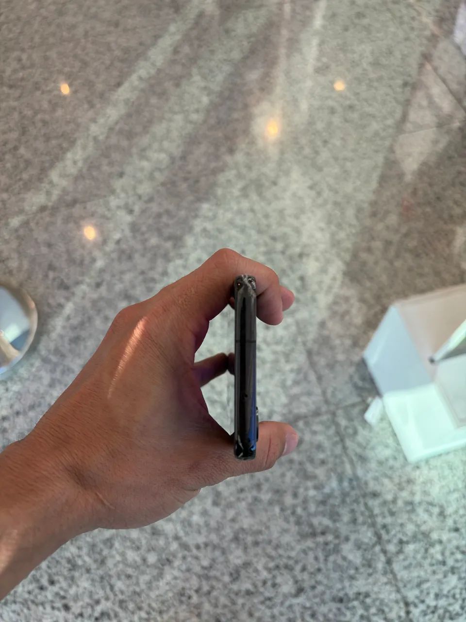S23 | 256GB - Seminovo | 100% conservado | Sem marcas de uso