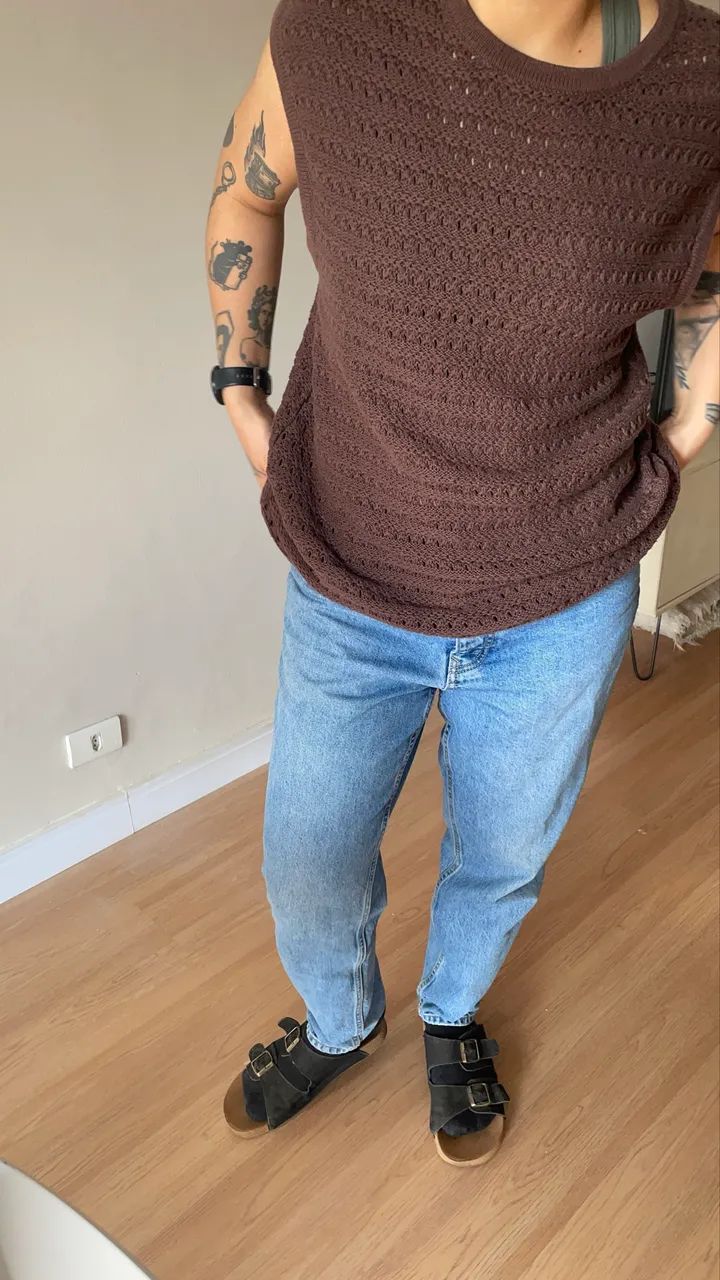 Colete marrom de tricô oversized