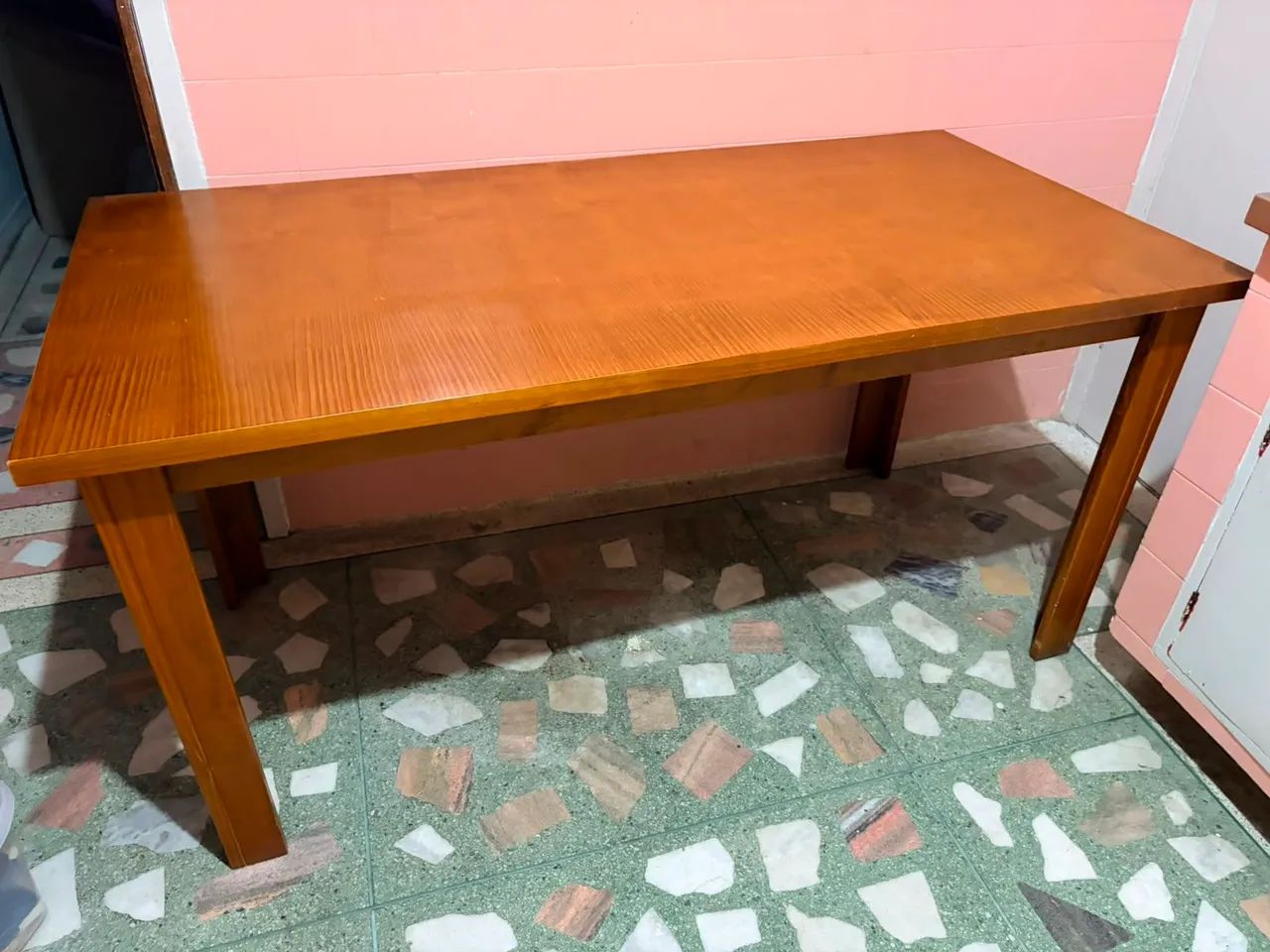 Mesa madeira polida  semi nova 
