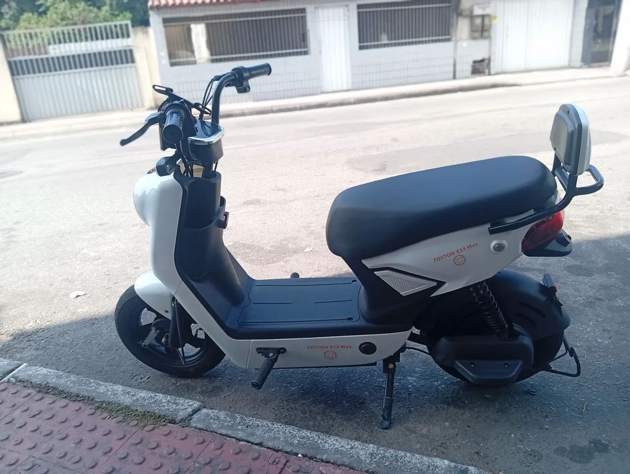 Moto elétrica 