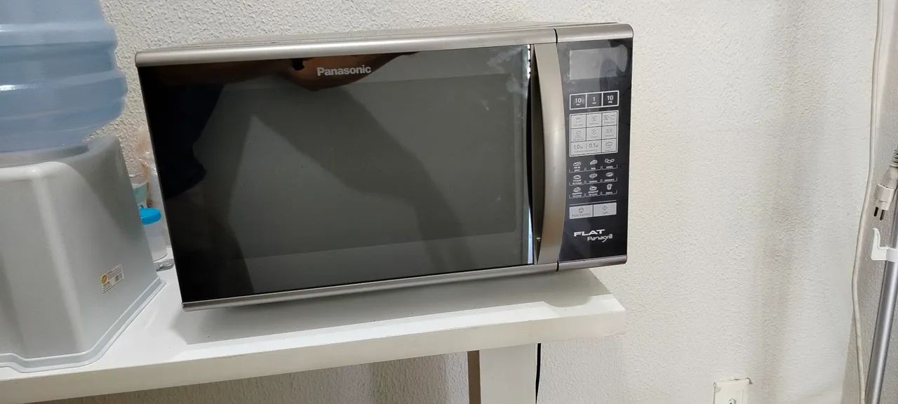 Microondas Flat Panagrill Panasonic 