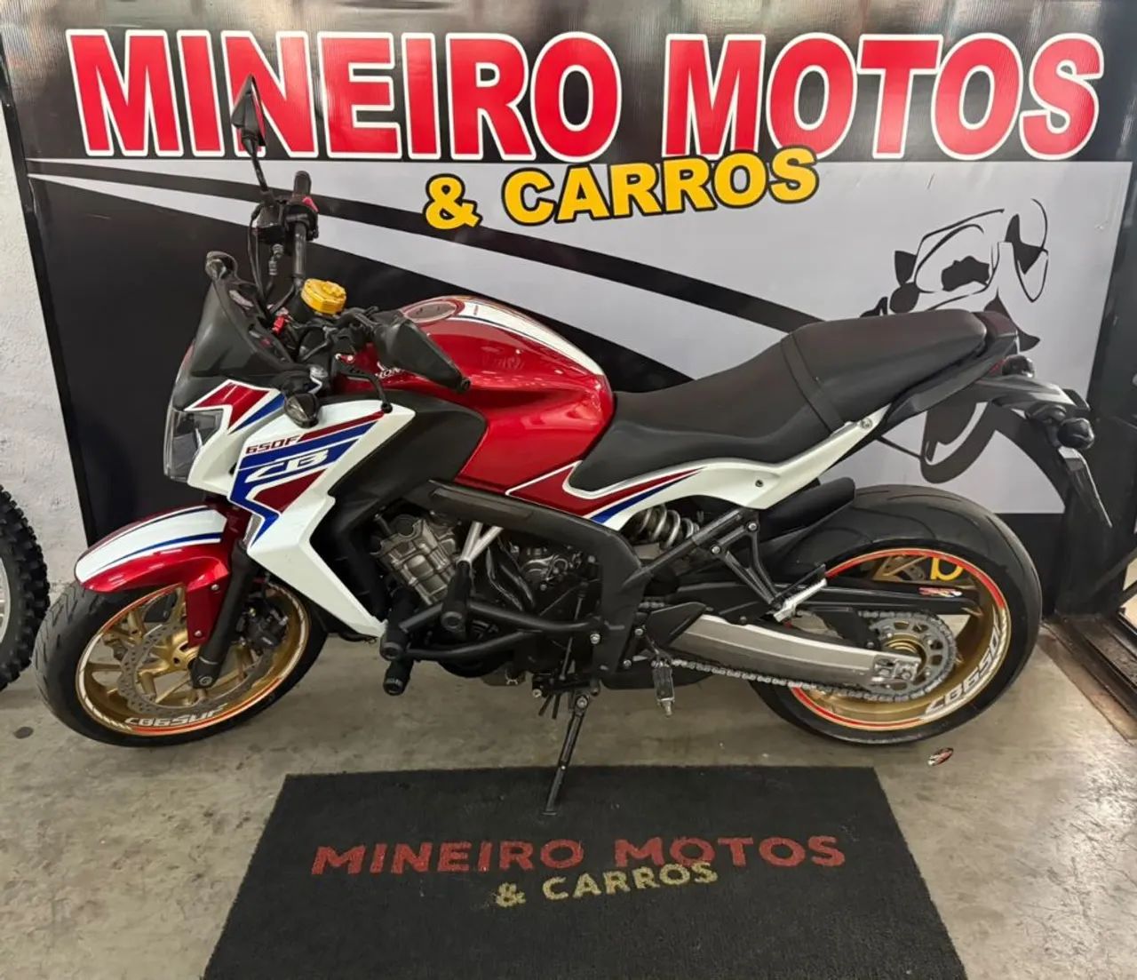 CB 650F - Foto 4