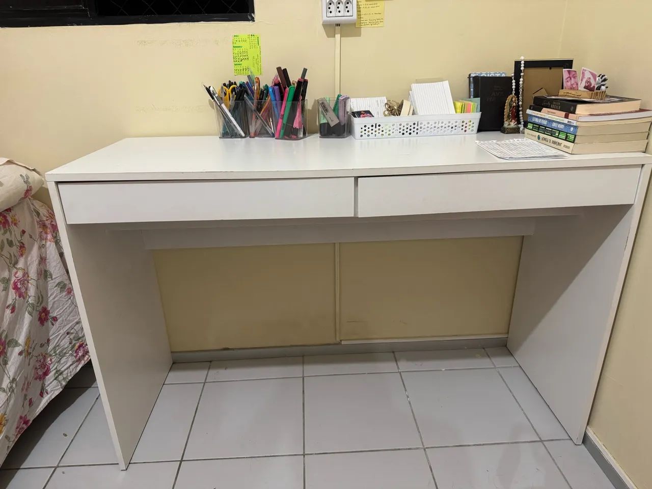 Escrivaninha 