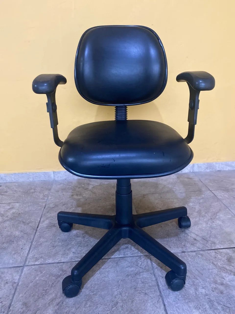 Cadeira de escritório .