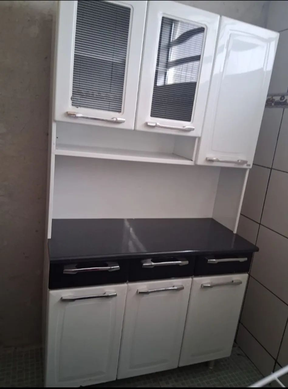 Vende-se uma poltrona e um armário itatiaia  - Foto 2