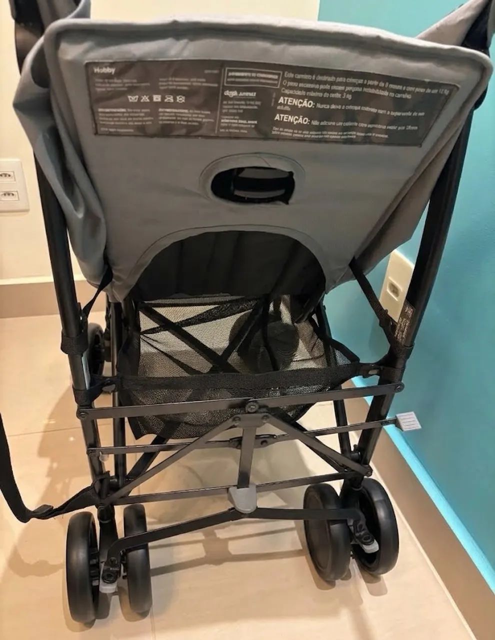 Carrinho de bebê super prático, pouco usado e bem conservado! - Foto 3