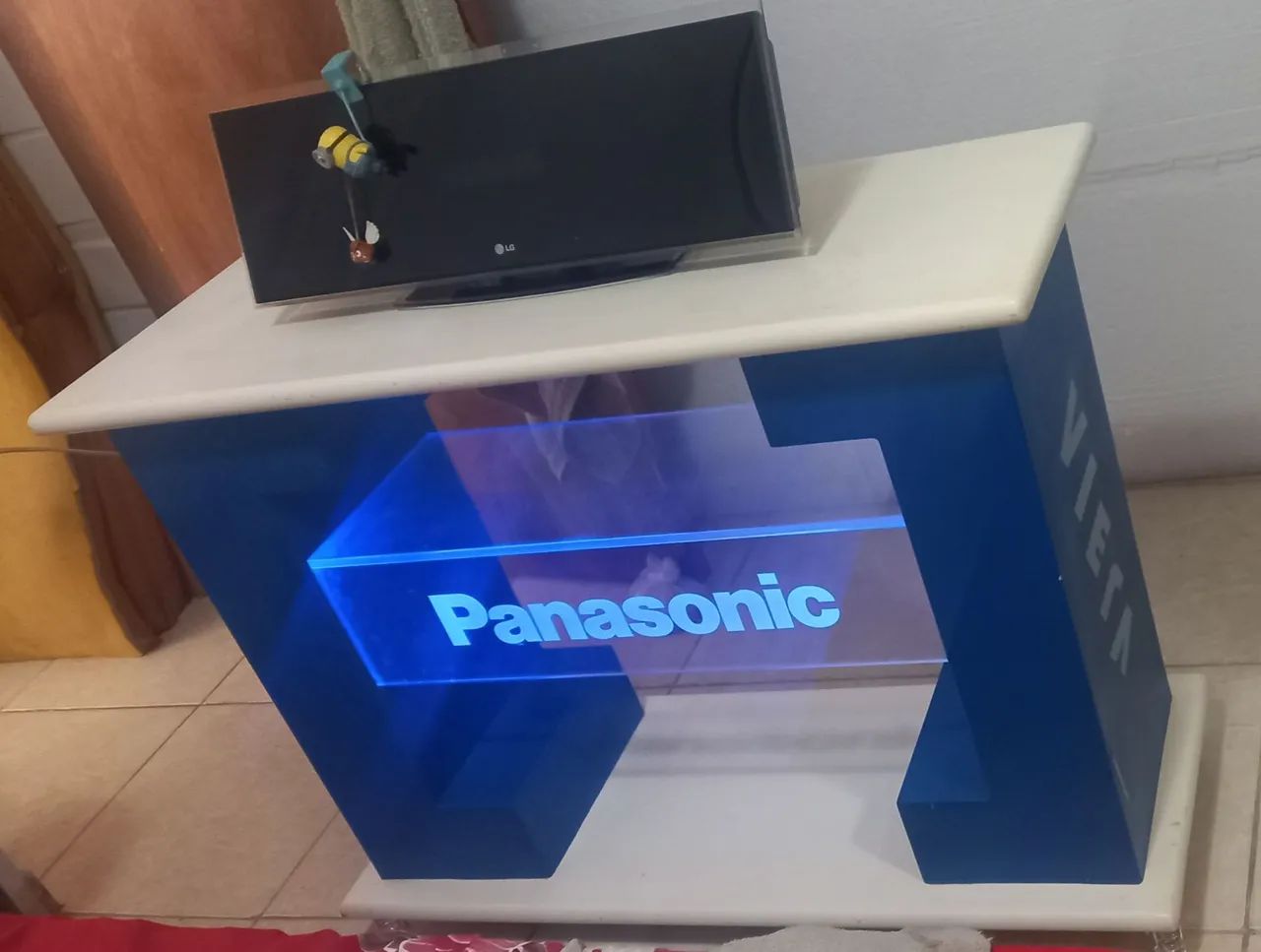 Rack c/ leds  da panasonic 
