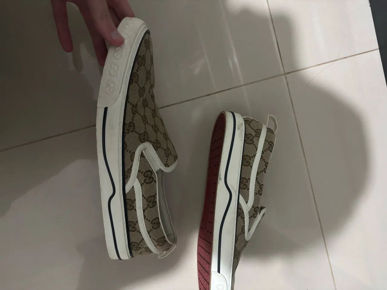 Tênis slip on gucci - Foto 5