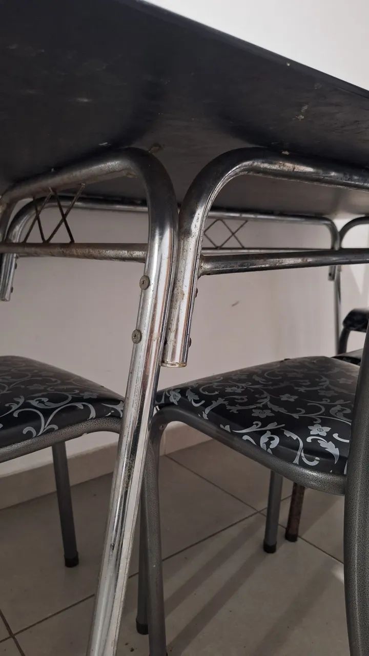 Mesa de vidro 4 cadeiras - Foto 5