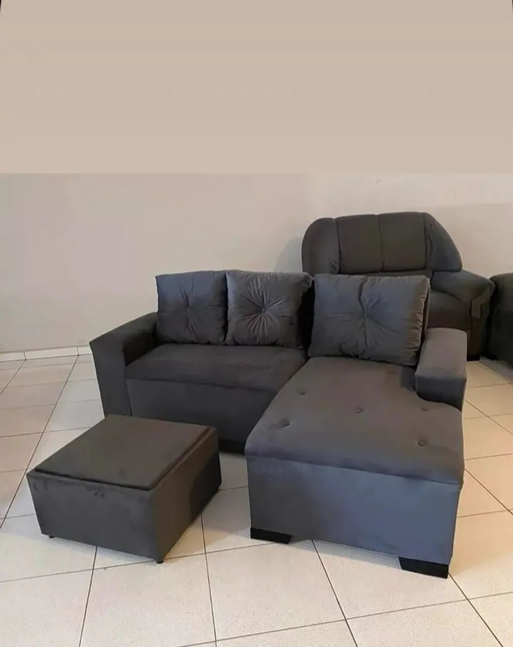 Sofá muito moderno lindo demais pra deixar sua sala elegante  - Foto 2