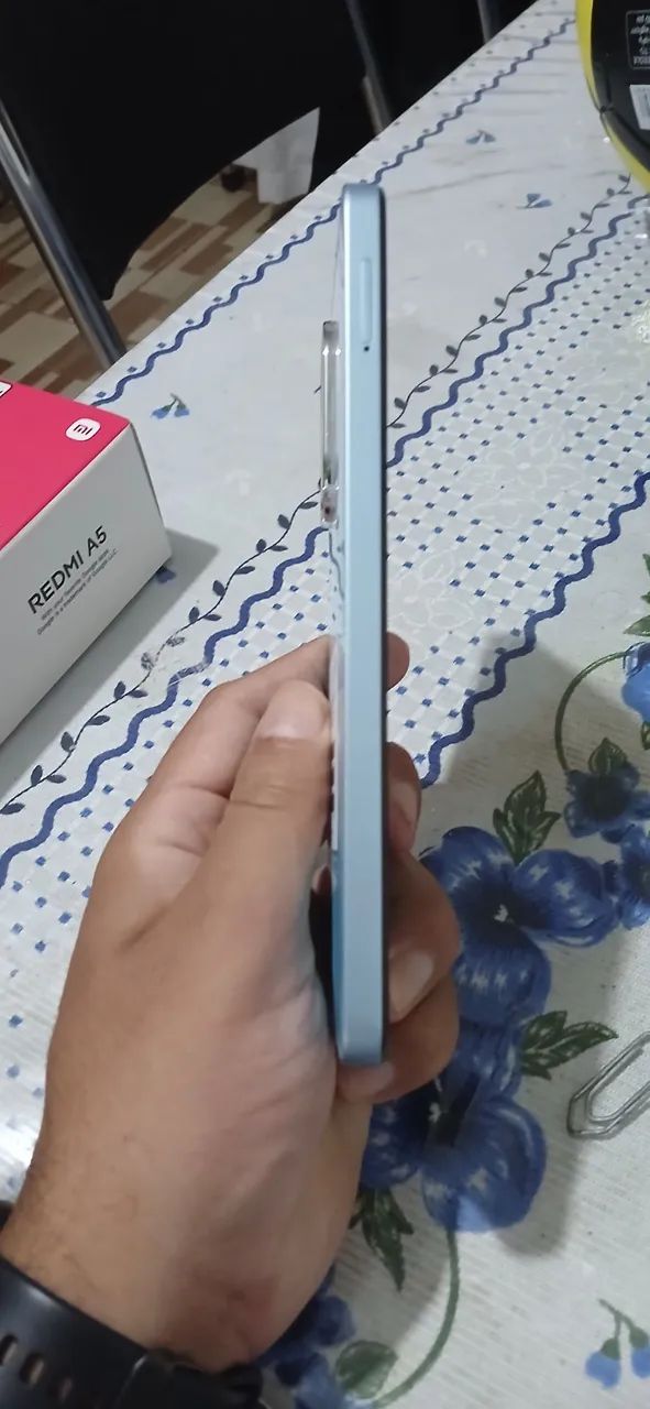 Celular Redmi A5 na caixa novo - Foto 4