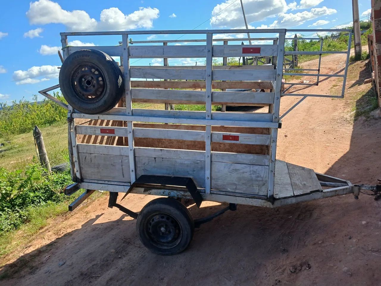 Carrita reboque com um eixo para carros camionete  - Foto 2