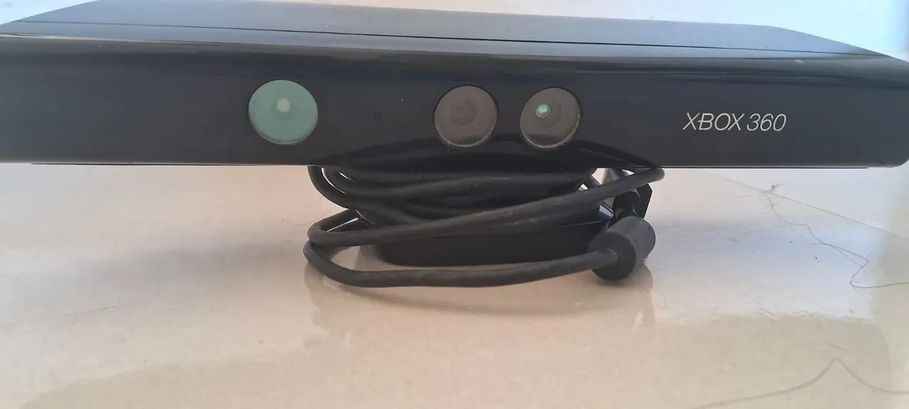 Videogame Microsoft Xbox 360 com kinekt e jogos - Foto 2