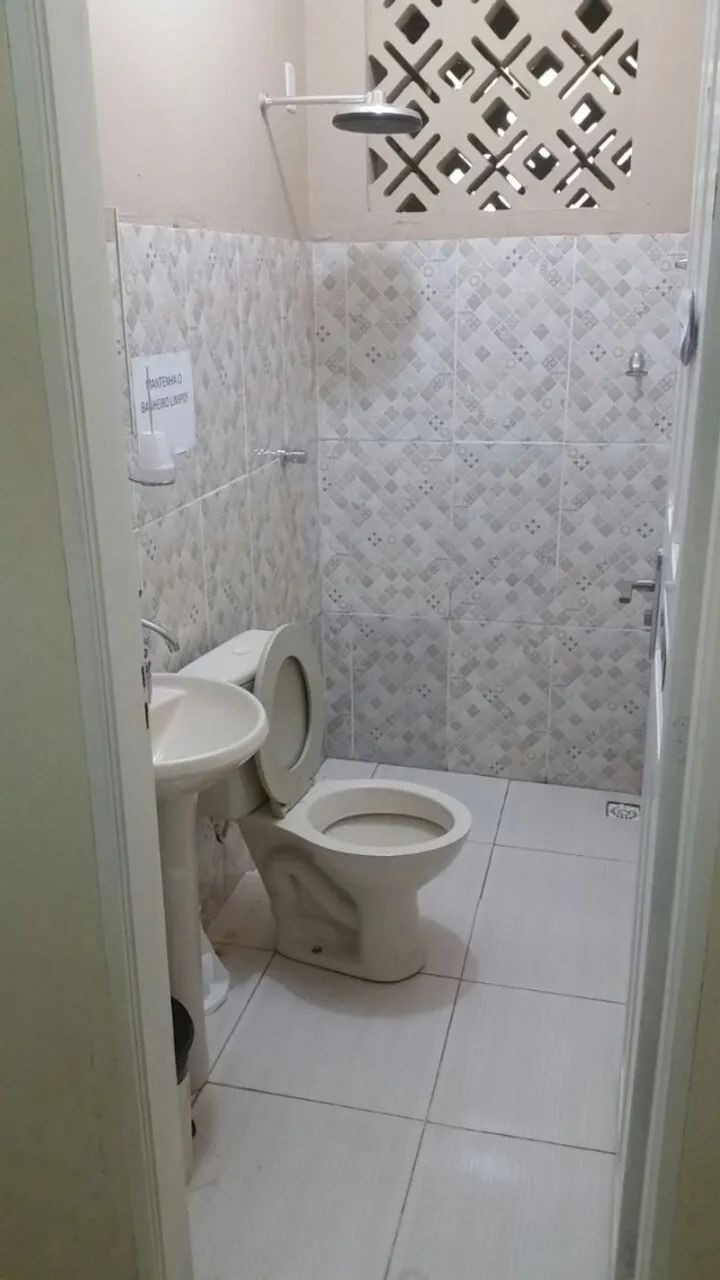 Aluga-se ou vende-se casa no centro de Tarauacá - Foto 2