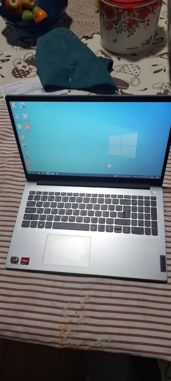 Notebook Lenovo Ryzen 3 7320u  - Foto 2