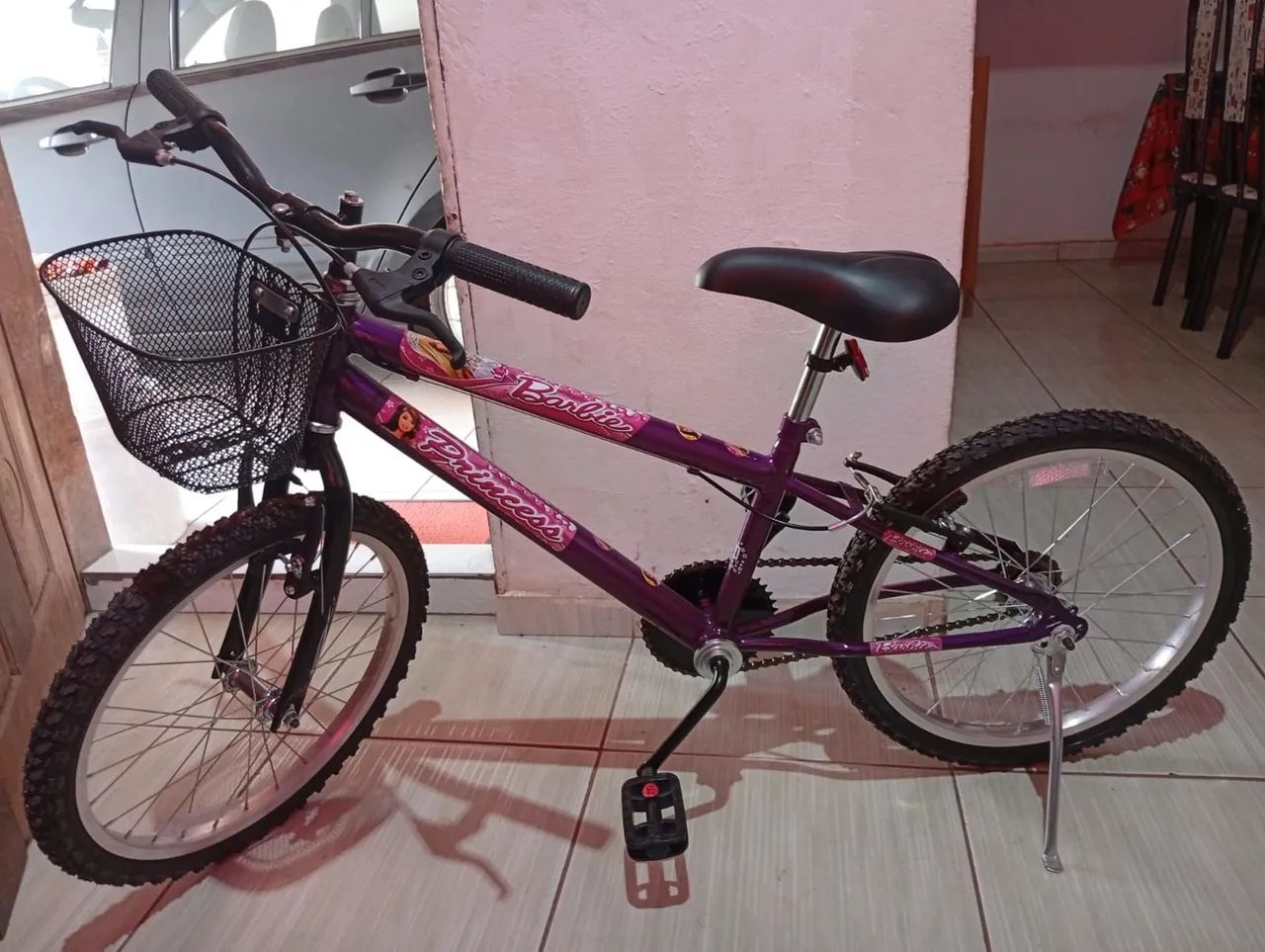 Vendo bicicleta de criança nova nunca usada 
