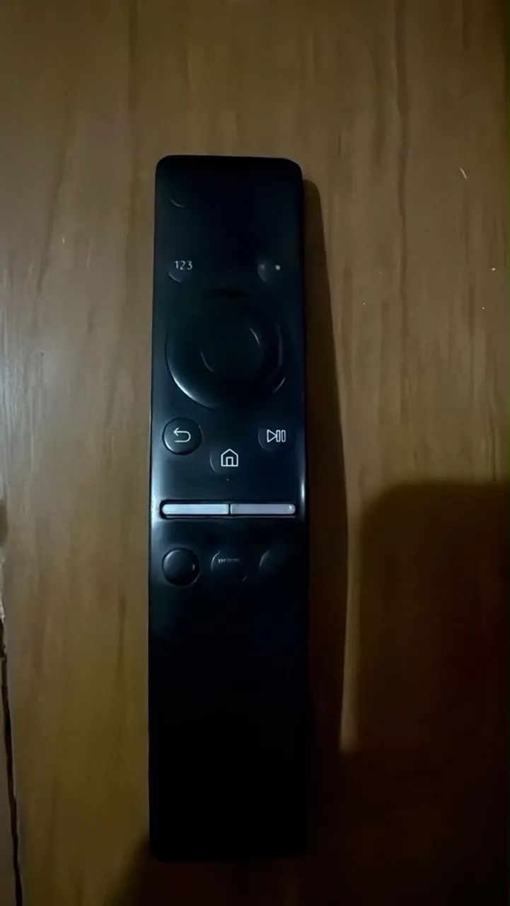 Samsung Smart TV UHD 4K RU7100  55 polegadas.4K e conectividade Wi-Fi e Bluetooth.  - Foto 4