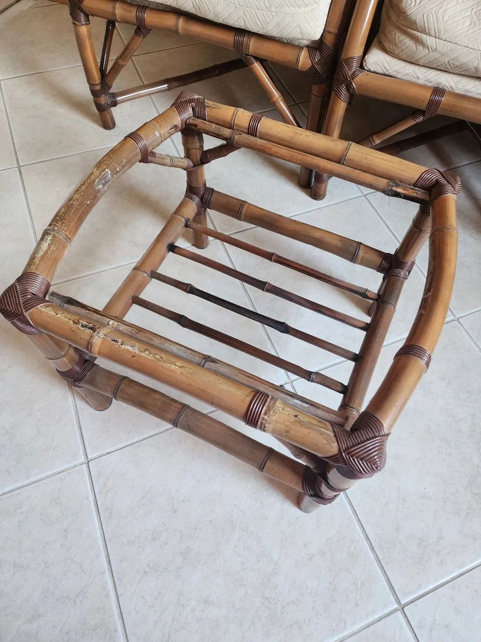 Conjunto sofá  bambu - Foto 3