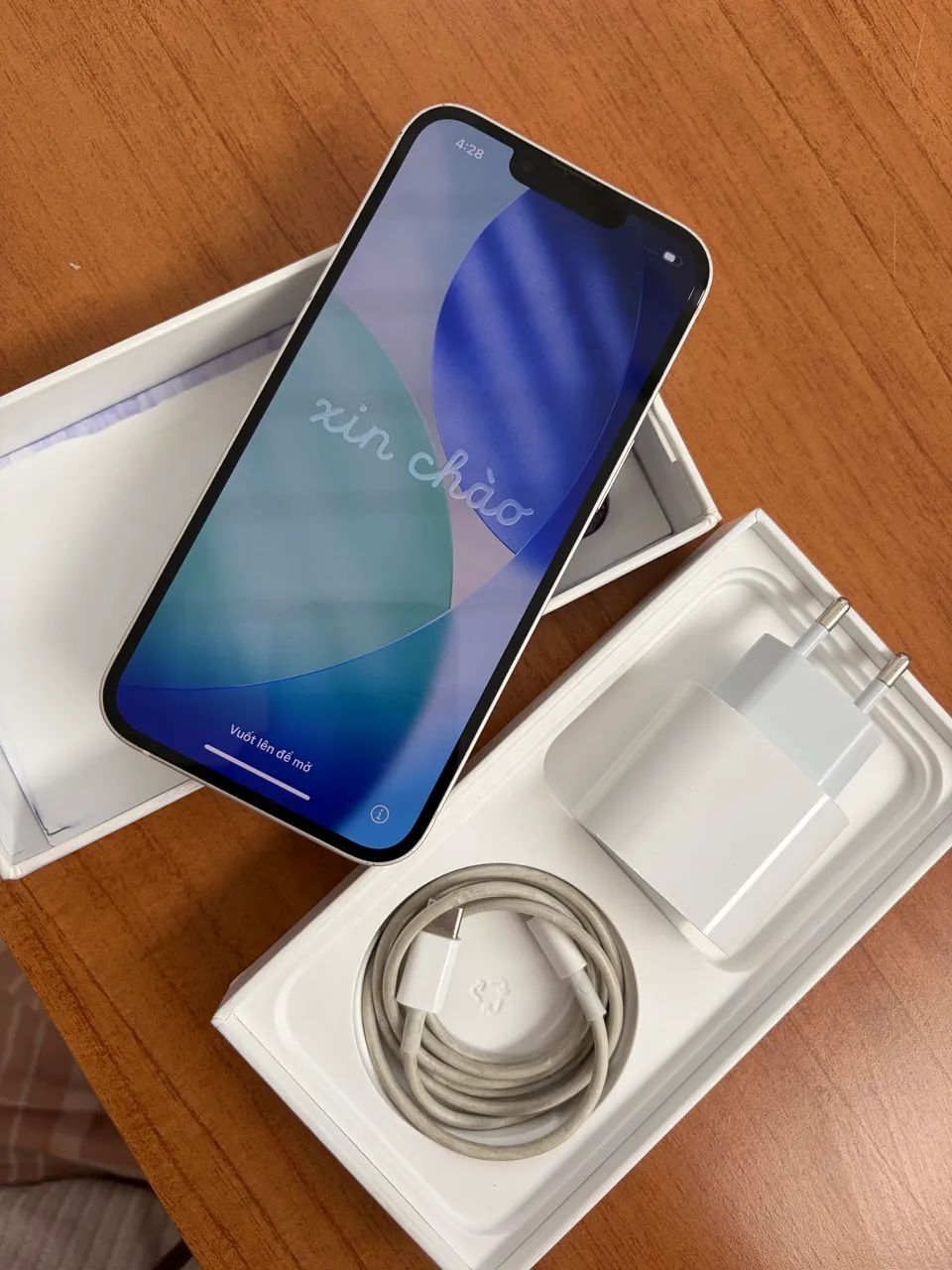 iPhone 13 128Gb branco com carregador original - Foto 5