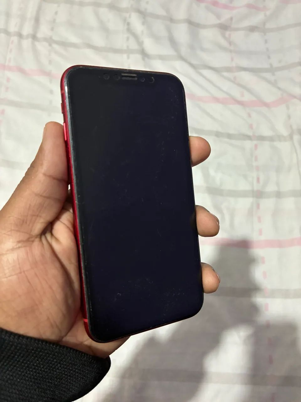 IPHONE XR VERMELHO - Foto 2