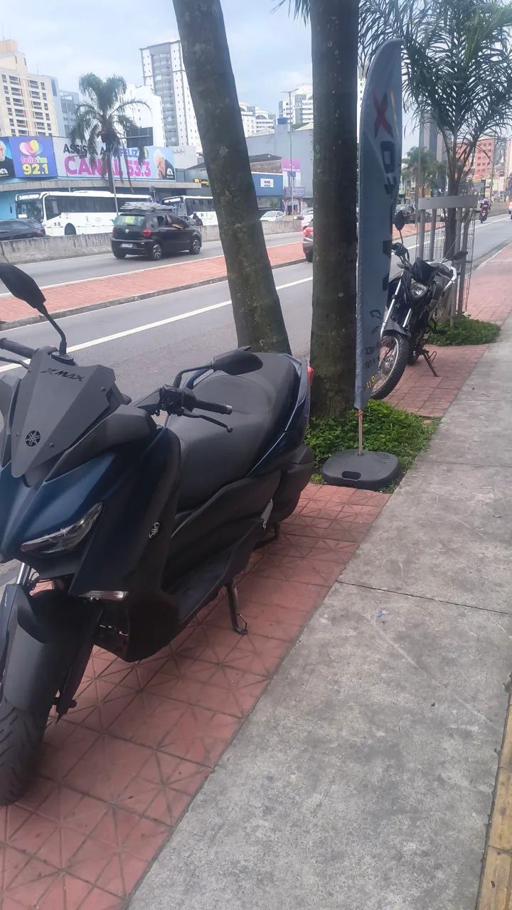 XMAX 250ABS bx km - Foto 5