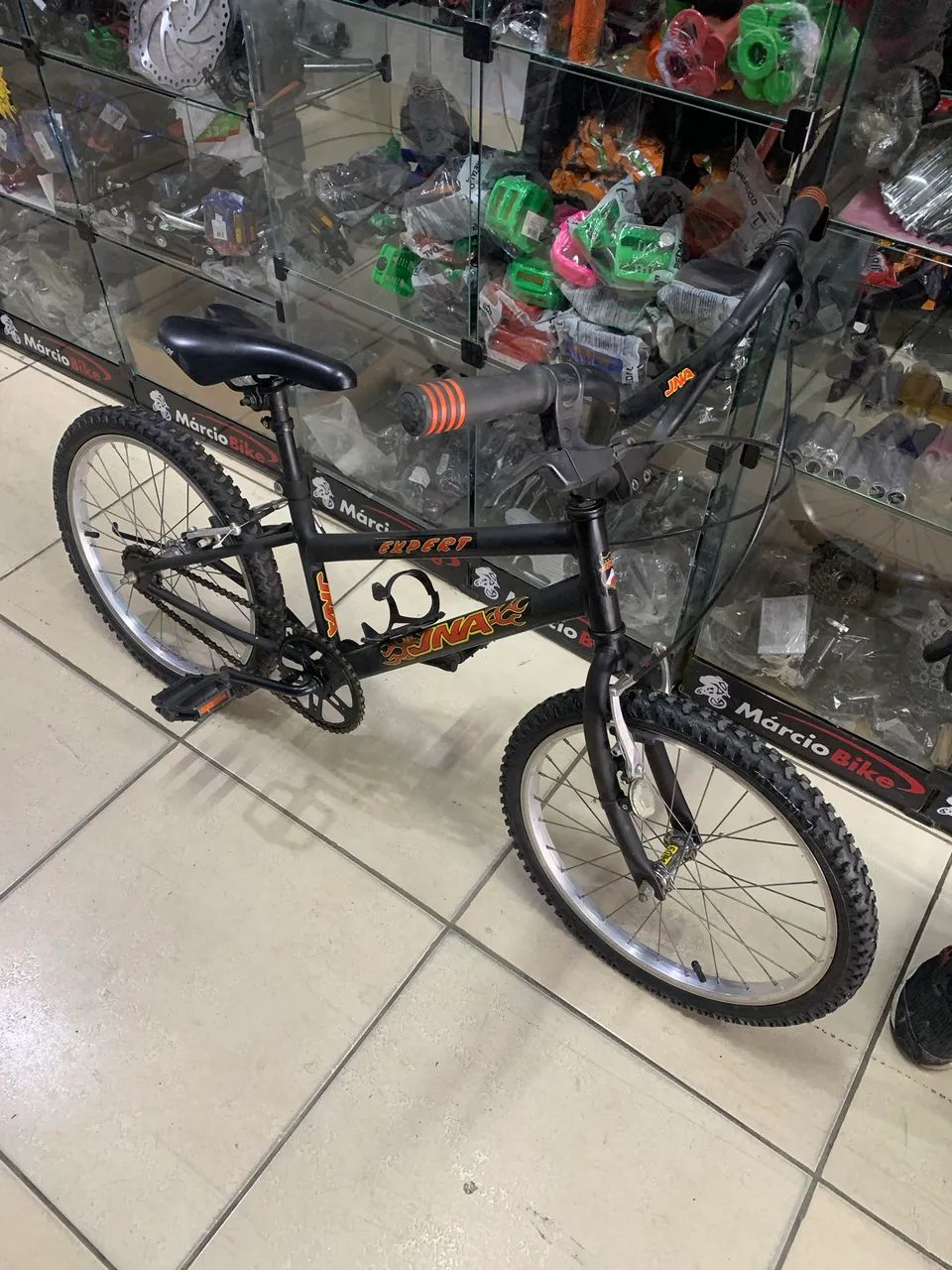 Bicicleta aro 20 BMX