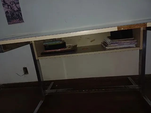 Mesa de estudos  - Foto 2