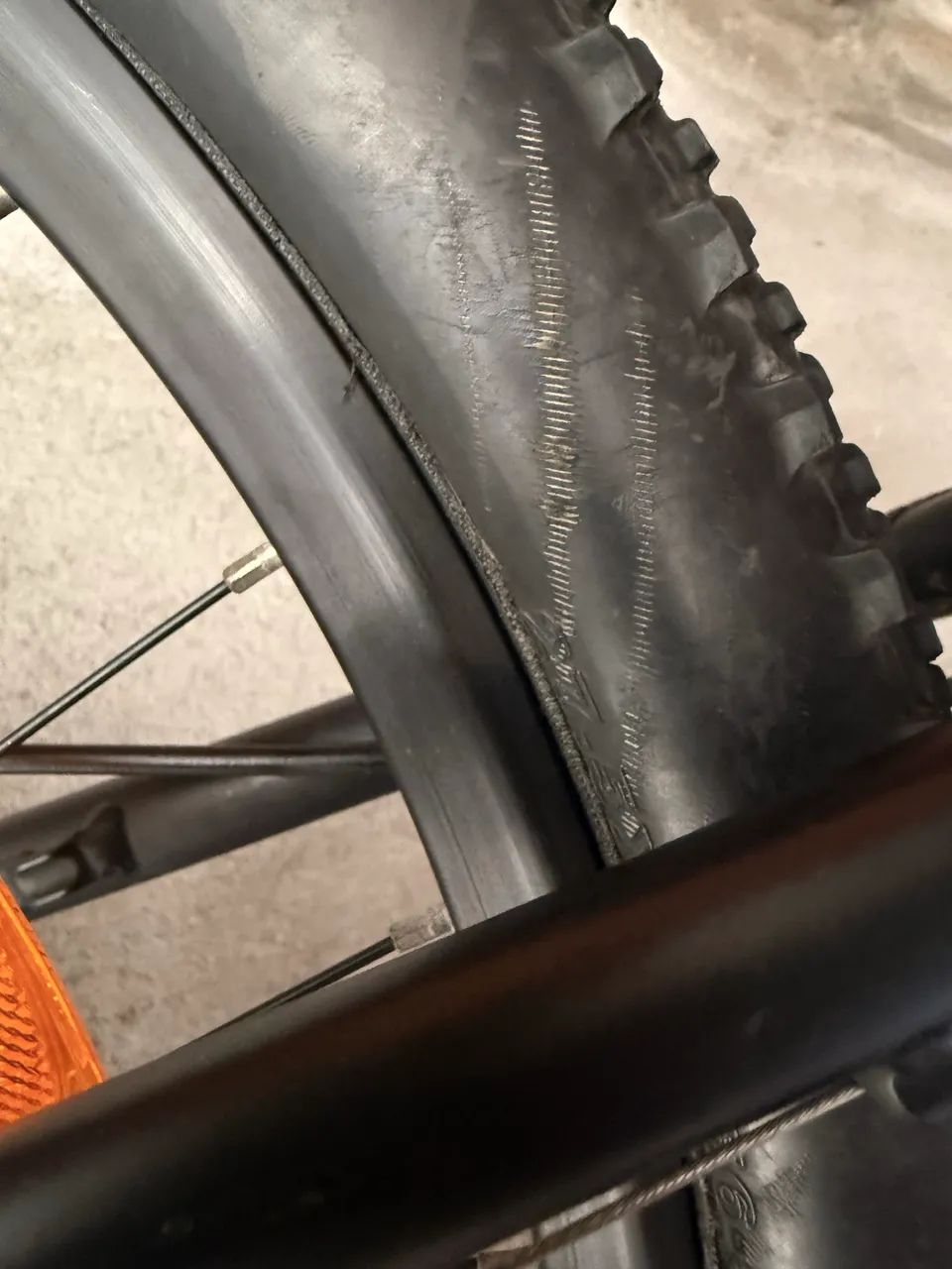 Par de Pneus Maxxis Ikon 27.5 x 2.20 - Foto 2