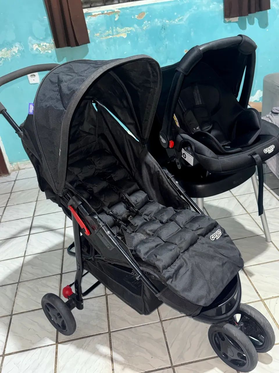 Kit (carrinho + bebê conforto) - Foto 2