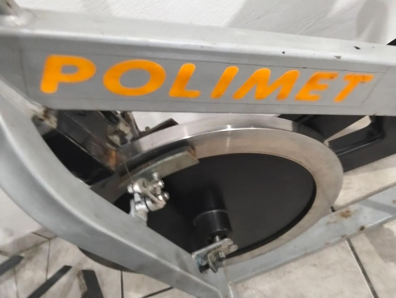 Bicicleta ergométrica de academia  - Foto 5