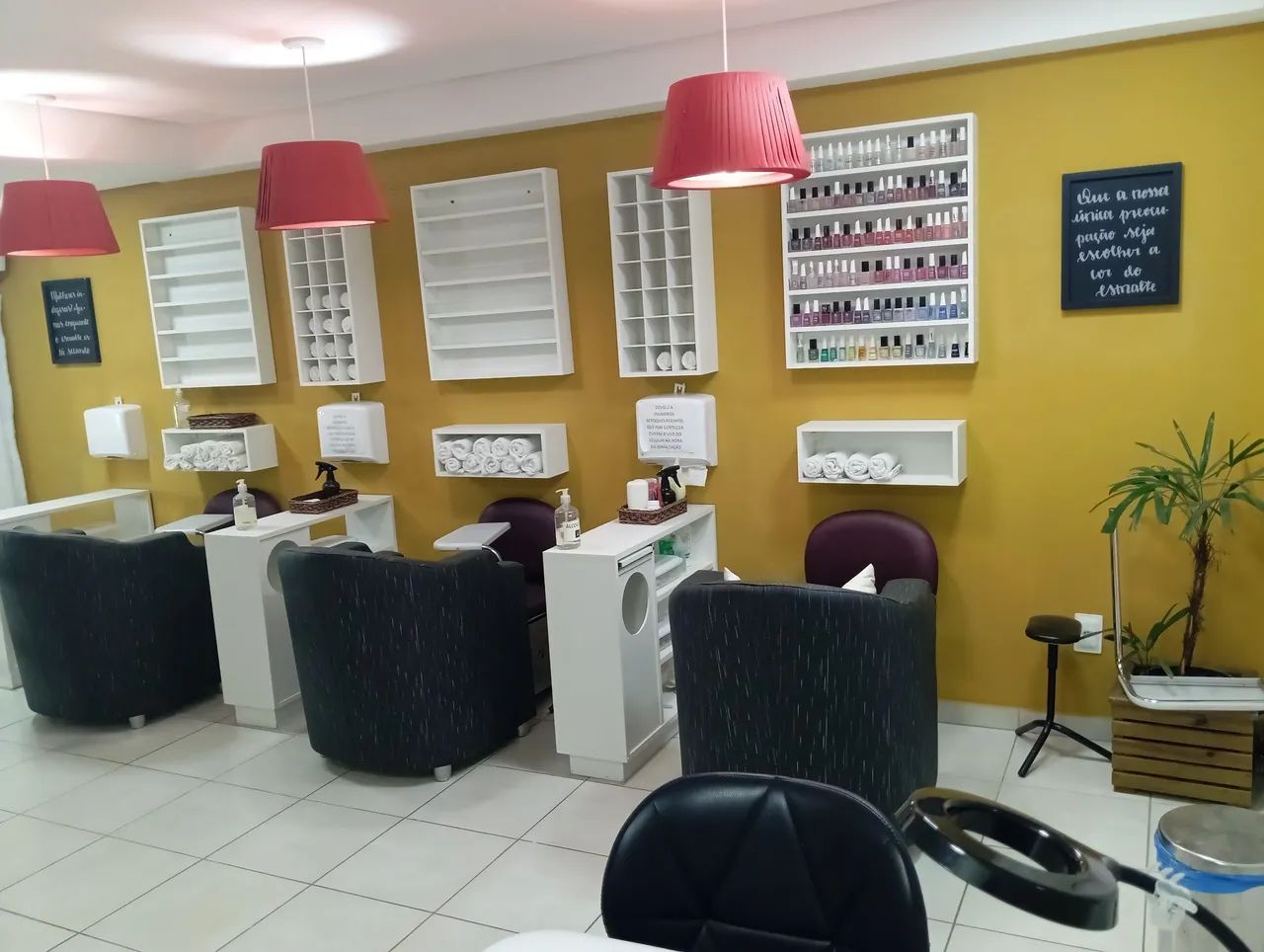 Móveis para manicure 