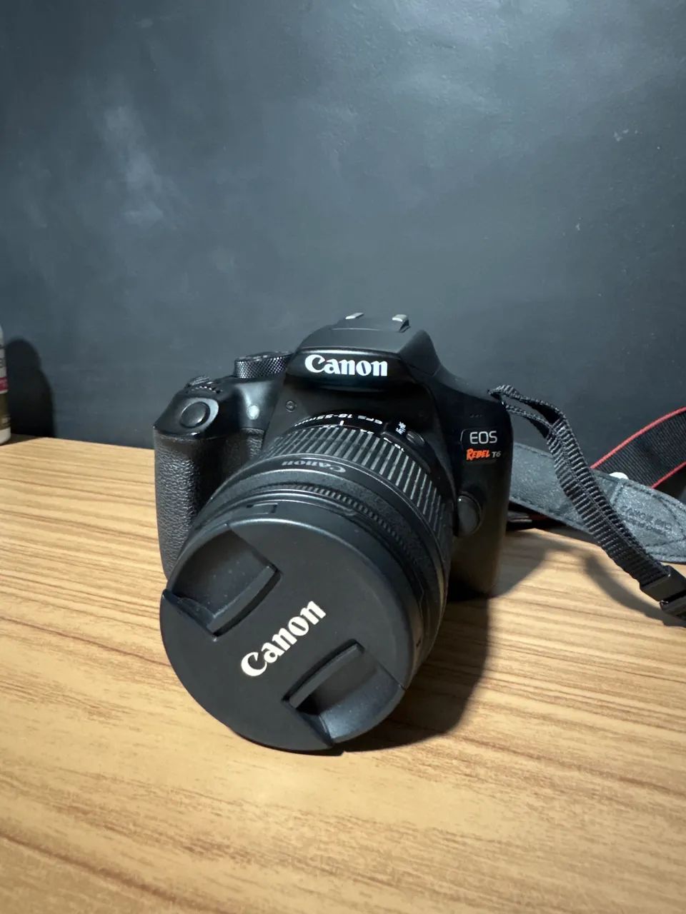 Canon T6 + Lente 18-55 
